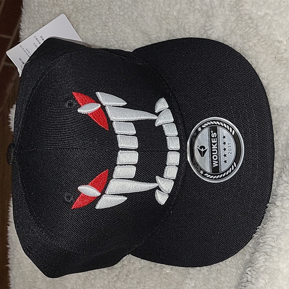 Woukes big teeth baseball cap - Picture 1 of 3
